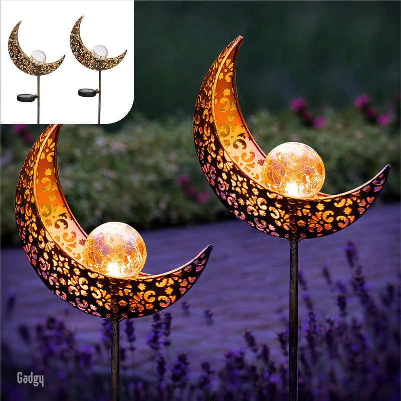 Gadgy solar moon lamp with ground skewer